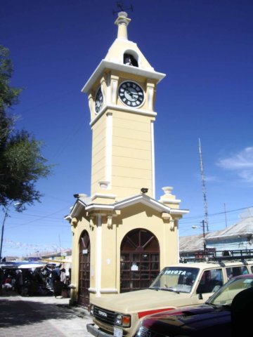 clocktowerinuyuni.jpg