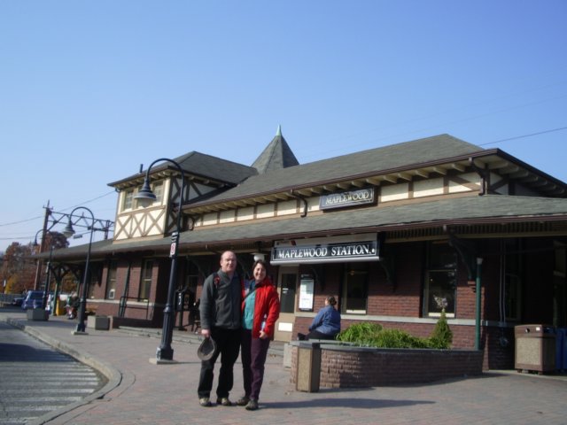 joelrobinatmaplewooddepot.jpg